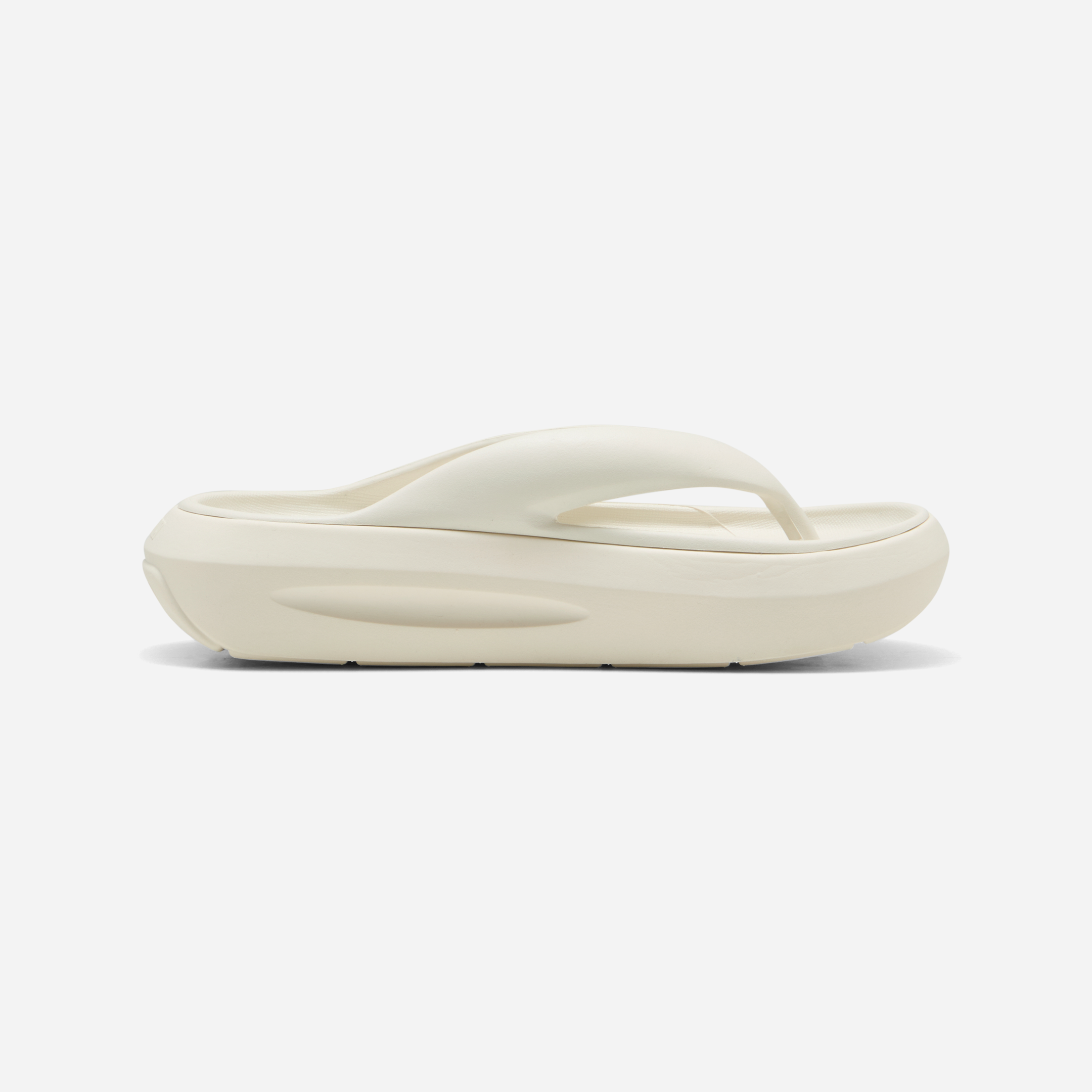Flatter flip Flops Adults Female Off-white