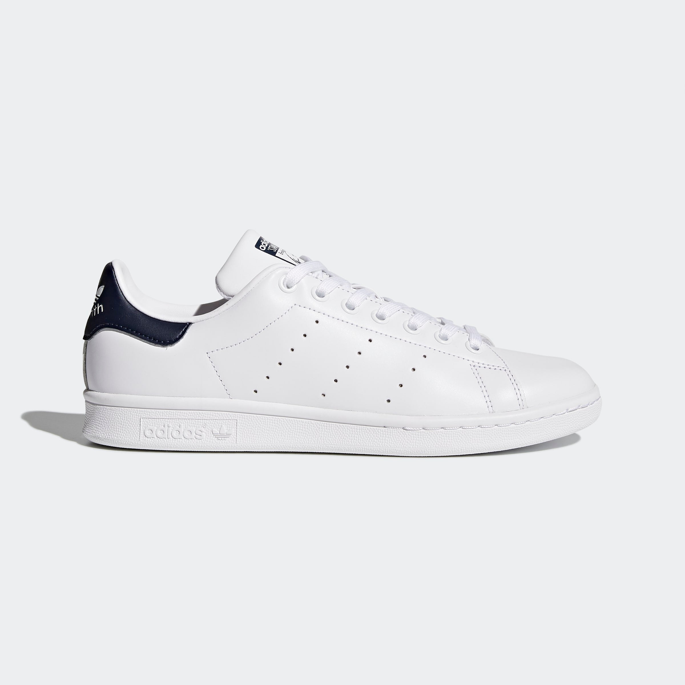 Stan Smith Adults  Male  Sneakers White M20325