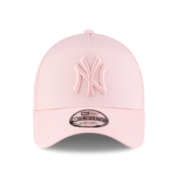 NY Yankees 9FORTY Adults Female Caps Pink