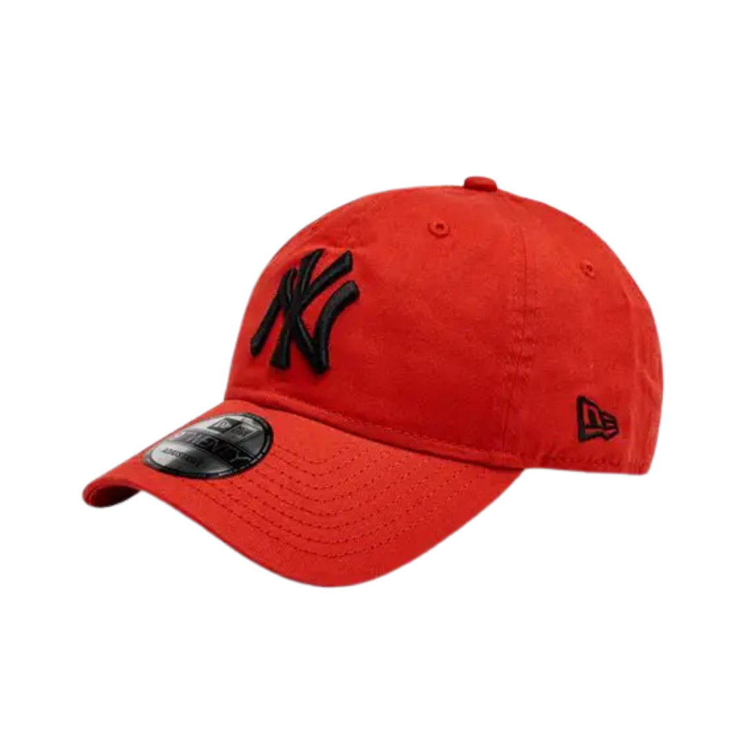 NY Yankees 9FORTY Adults Female Caps Red